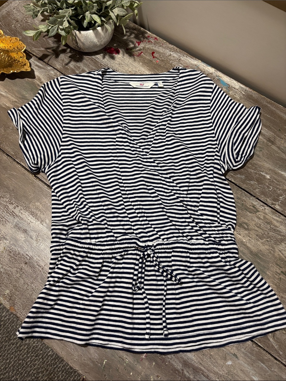 Vineyard Vines wrap style top